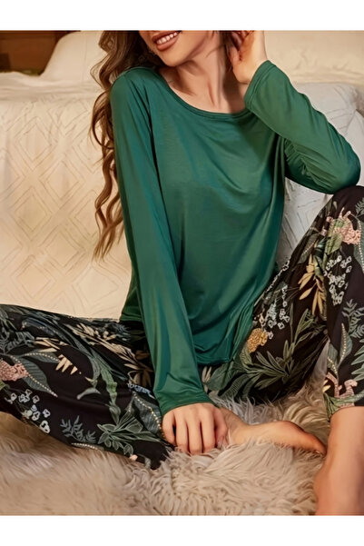 Take Two By Styli Solid Long Sleeve T-Shirt and Leaf Print Pyjama Set
