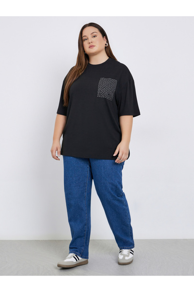 Styli Plus Size Black Studded Pocket Detail T-Shirt