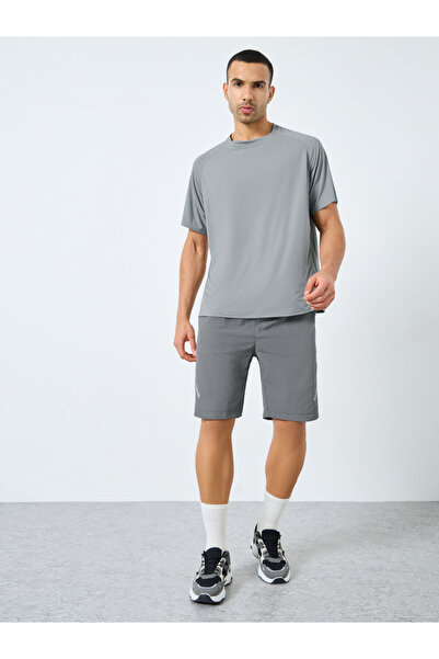 Styli Regular Fit Shoulder Print Detail Athleisure T-Shirt