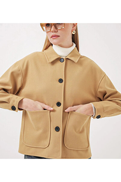 hazelin Γυναικείο κοντό κασετένιο μπουφάν με κουμπιά καμήλας HZL25W-BD107131