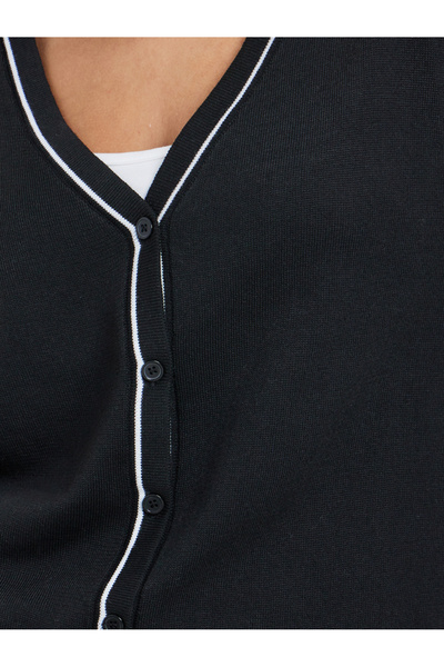 Styli Black Buttoned Cardigan Sweater