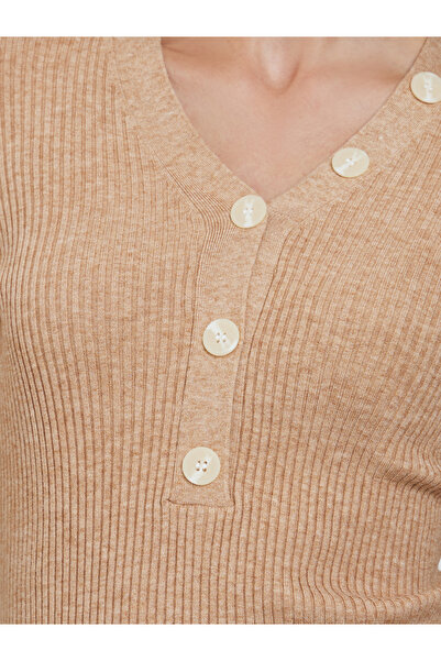 Styli Solid V Neck Button Front Asymmetric Fitted Sweater