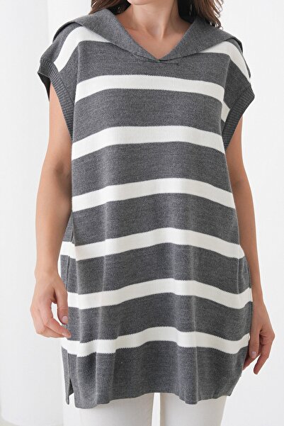 VAGGON Striped Low Sleeve Polo Neck Knitwear Sweater