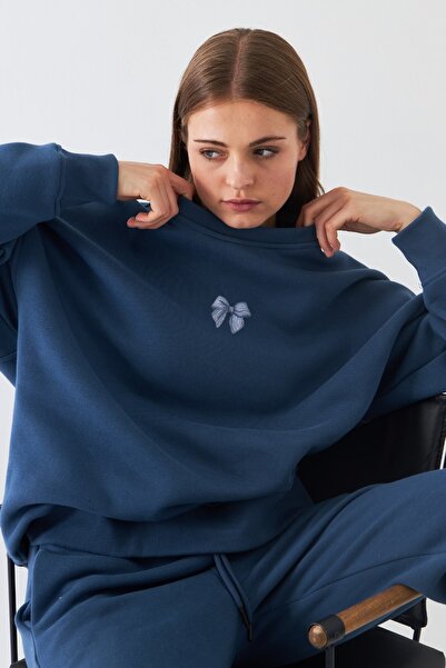 The Champ Clothing Kadın Oversize Sweatshirt How Lucky Are We Baskılı Marine – Bisiklet Yaka, 3 İplik Şardonlu Polar