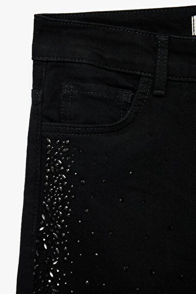 Koton Kadın X Sibil Çetinkaya - Taş Detaylı Çıtçıt Düğmeli Cepli Geniş İspanyol P