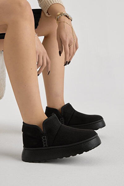 Tonny Black Women's Black Thick Poly Sole Lined Suede Look Casual Boots