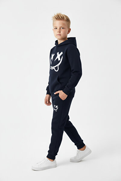 FYK KİDS Σετ αθλητικής φόρμας για αγόρια 3 İplik Ş επένδυση fleece Winter Emoji Print Detailed Kangaroo Pocket K με κουκούλα
