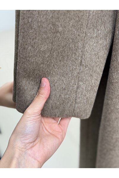 BENAHOLL Dora Hidden Pocket Detailed Buttoned Coat-Un328 Light Brown