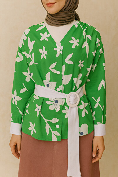 ŞIK VE MUTLU Belt Buckle Hijab Shirt