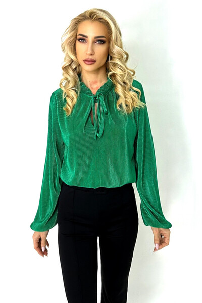 FashionForYou Rahela crepe shirt, with satin look, ruffled collar and elastic cuffs, Emerald green