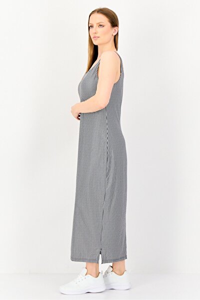 Nike Women Sportswear Fit Sleeveless Outdoor Dress, Multicolor