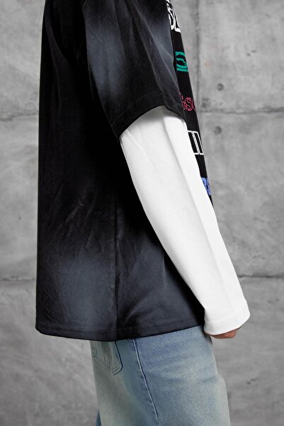 NOMARC Μαύρο φούτερ με μανίκια Sebizegva με τύπωμα τεμαχίων