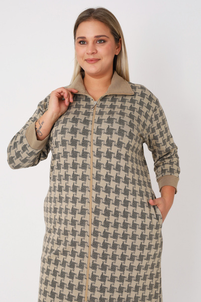 İntensive Patterned Zippered Jacquard Turtleneck Pocketed Three Quarter Sleeve Women's Plus Size Dress