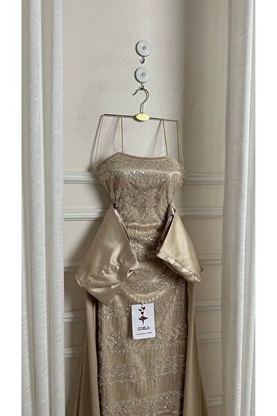 Onili Luxury evening dress.