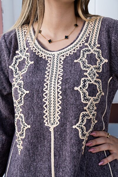 AFandina Embroidered wool jalabiya with luxurious embroidery A-958