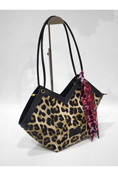 SHIKIRTI حقيبة كتف نسائية من الجلد الصناعي مع إغلاق بسحاب بقصة زاوية