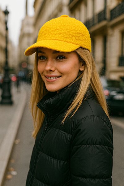 MARBERRY Șapcă galbenă ondulată de pluș pentru femei