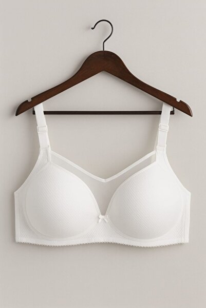 enmodaiçgiyim Білий бюстгальтер великого розміру з деталями з тюлю – без кісточок, з м'якою пінопластовою підкладкою