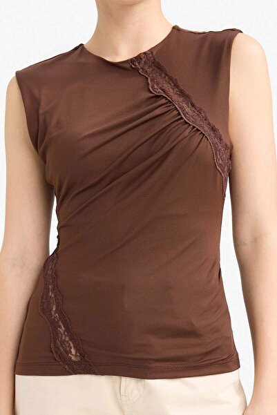 DeFacto Slim Fit Slim Fit Crew Neck Lace Detail Sleeveless Blouse G4116Ax25Au
