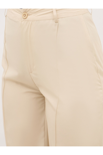 Styli Solid Tailored Wide Leg Pants with Pintuck Detail