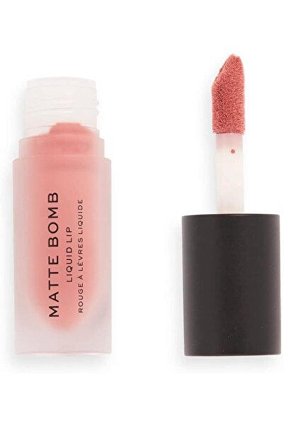 MAKEUP REVOLUTION Mat Bomb Lipstick, Fancy Pink (Matte)