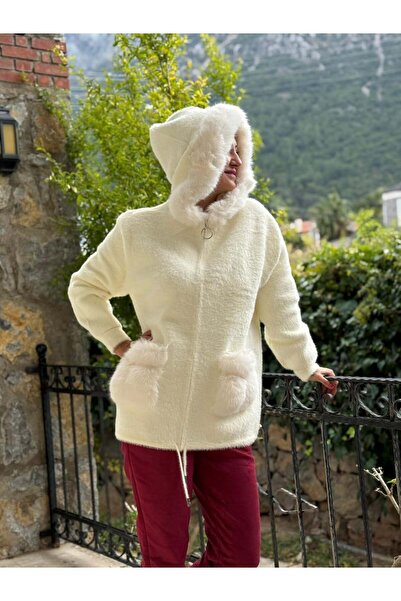 Punta Otantik Pt10665 Hooded Pocket Fur-Lined Italian Angora Coat Ecru
