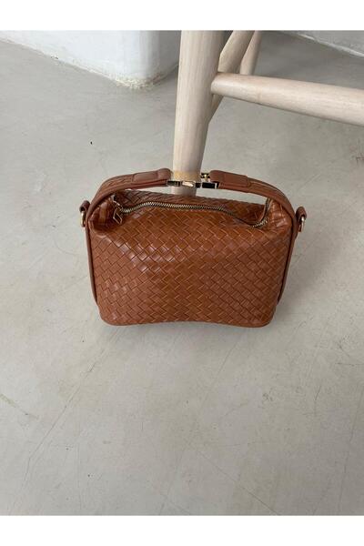 Senza Vedere حقيبة كروس من الجلد المحبوك من ليرا