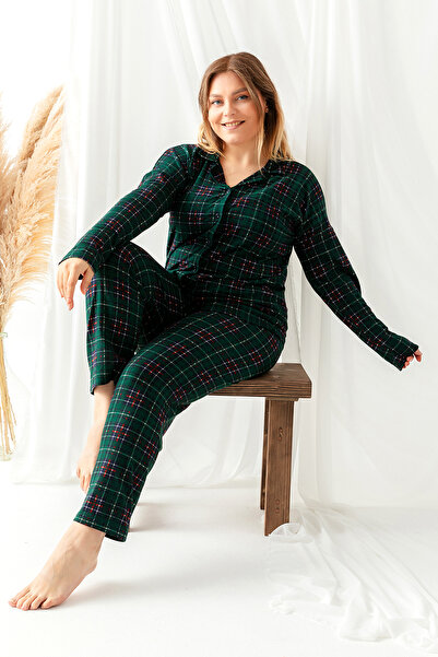 nisaNCa Plus Size Winter Buttoned Plaid Pattern New Year Themed Women's Suede Pajama Set
