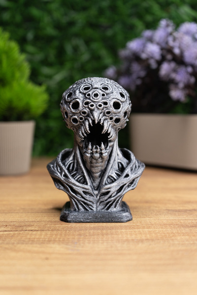 Makerpax Hive Horror Büst Figür – Kozmik Dehşet Dekoratif Heykel 12CM