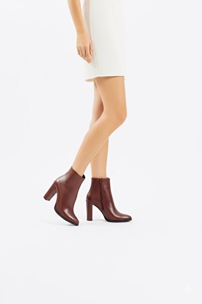 TOPUKSESİM Kaymaz Taban Bordo Renk Suni Deri Kalın Topuklu Bot (9 CM )