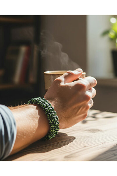 özgür güçlüoğlu tasarımları سوار مصنوع يدويًا من الباراكورد