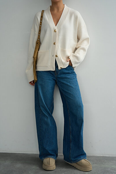 LOOSH Kadın Krem V Yaka Cep Detaylı Düğmeli Casual Hırka