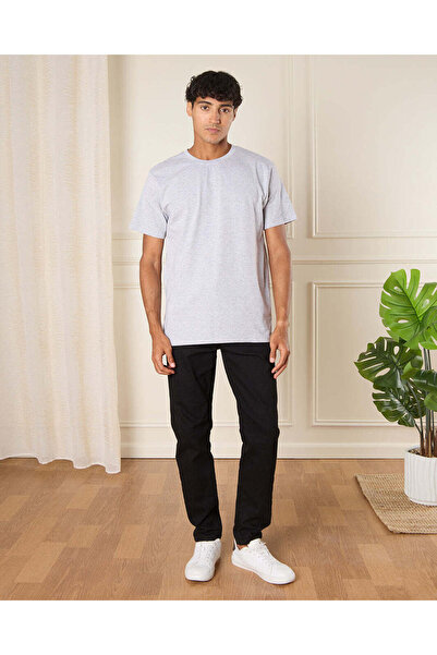 REDTAG Men Grey Solid T-Shirt