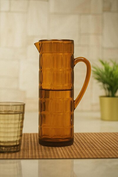 Mustran Acrylic Allegra 1.5 Lt Honey Jug (Fits on the Refrigerator Door Shelf)
