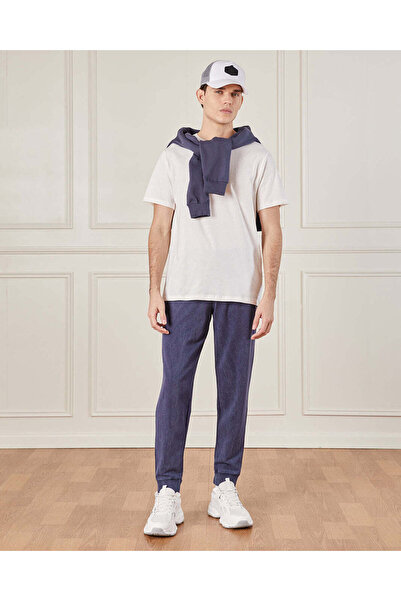 REDTAG Men White Basic Solid T-Shirt