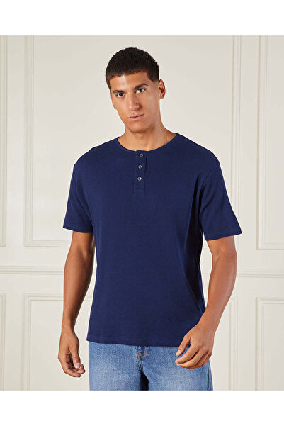 REDTAG Men NavynKnitted Henley Polo Shirt