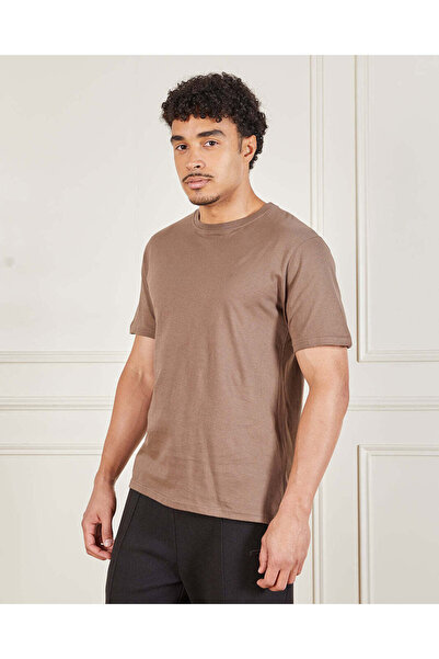 REDTAG Men Brown Basic Solid T-Shirt