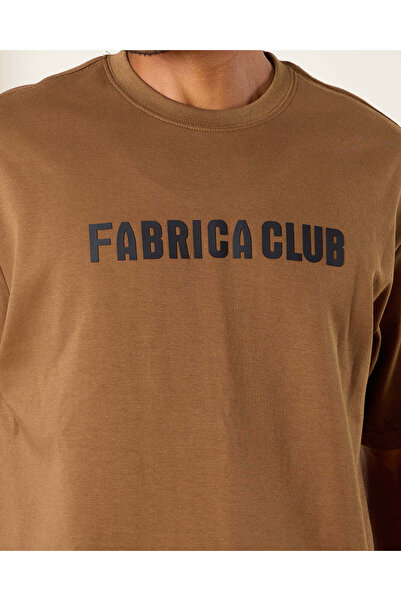 REDTAG Men Brown Fabrica Club Print T-Shirt