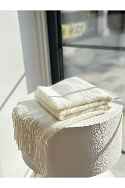 Zeynep Keskin Design Women's Basic Ecru Tasseled Boucle Scarf - Shawl