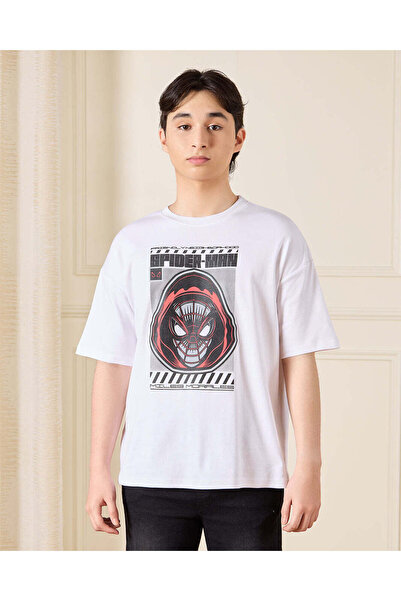 REDTAG تي شيرت أبيض للأولاد الكبار بمقاس كبير مطبوع عليه سبايدرمان مايلز موراليس