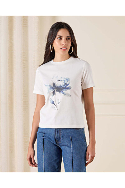 REDTAG تي شيرت نسائي أبيض مطبوع