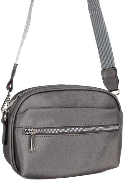 Bagacar 1361 حقيبة كتف متقاطعة من الجلد الصناعي باللون الفحمي