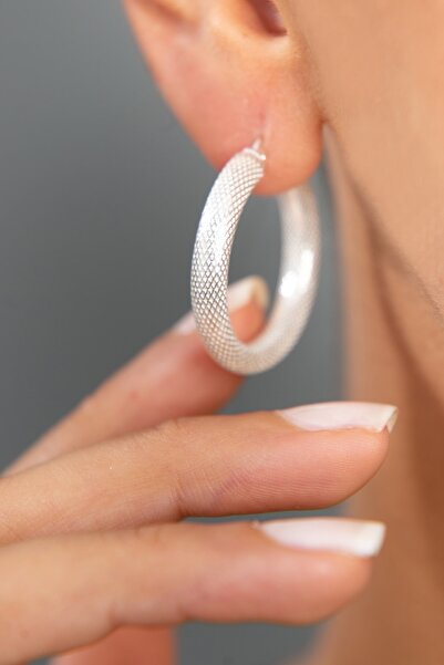 Elika Silver Kadın Modern Halka Model 925 Ayar Gümüş Küpe