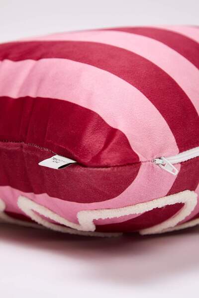 TRENDYOLMİLLA HOME Single Striped Bow Punch Detailed Throw Pillow Cover 45X45Cm Tphaw26Kkk00003
