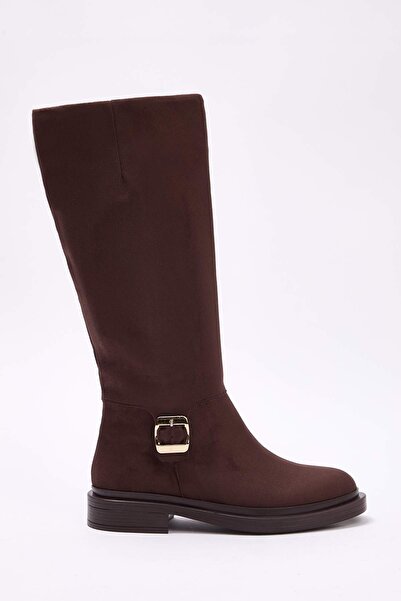 TRENDYOL SHOES Γυναικείες μπότες με ίσιο τακούνι σε σκούρο καφέ σουέντ TAKAW26CZ00035