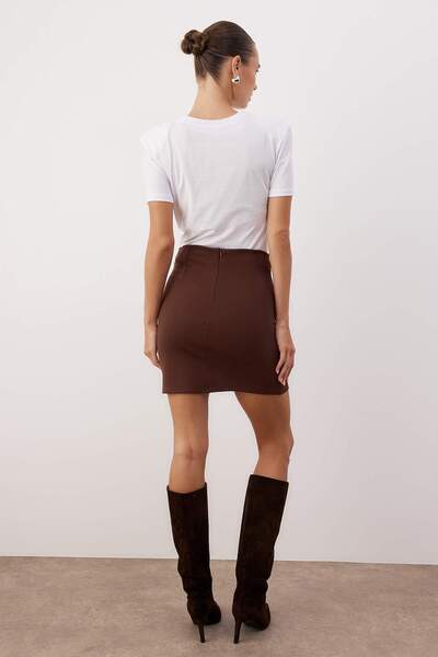Trendyol Collection Brown Stone Detailed Mini/Short Interlock Knitted Skirt Twoaw26Et00089