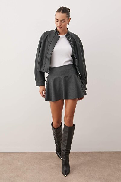 Trendyol Collection Шорти-спідниця з антрацитовими шнурками TWOAW26SR00054