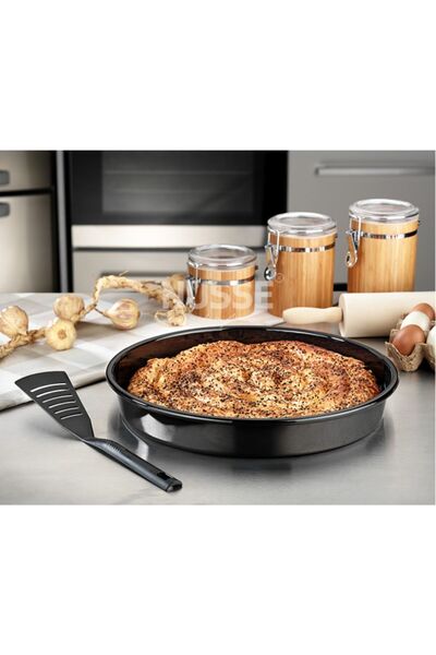 Nüsse Büyük Boy Yuvarlak Emaye Fırın Tepsisi, 36 cm, şık ve dayanıklı kullanım sağlar