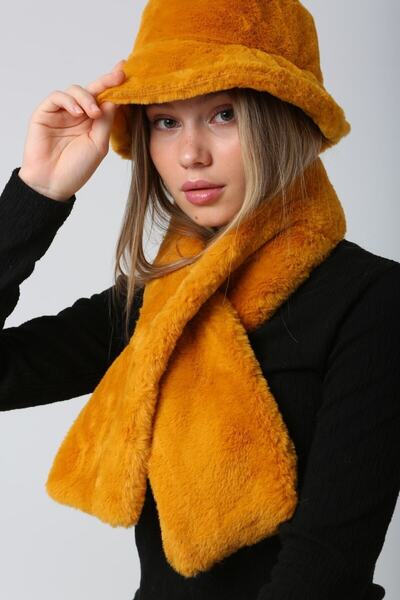 BALIENTE Saffron Soft Textured 2-piece Plush Set - Neck Collar and Hat