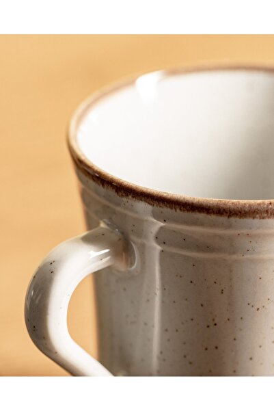 Madame Coco Bella Mug